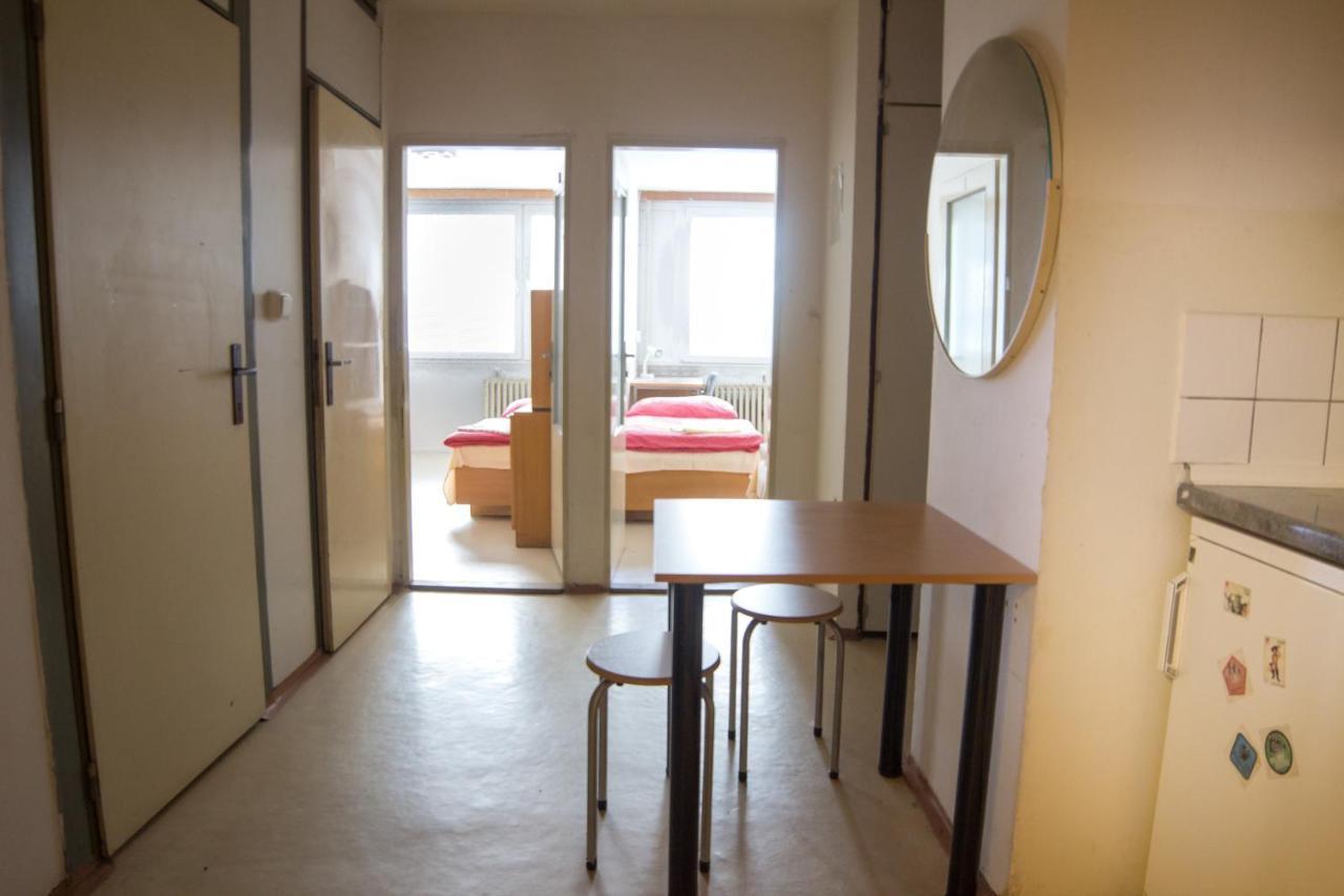 Vltava Hostel Prague Exterior photo